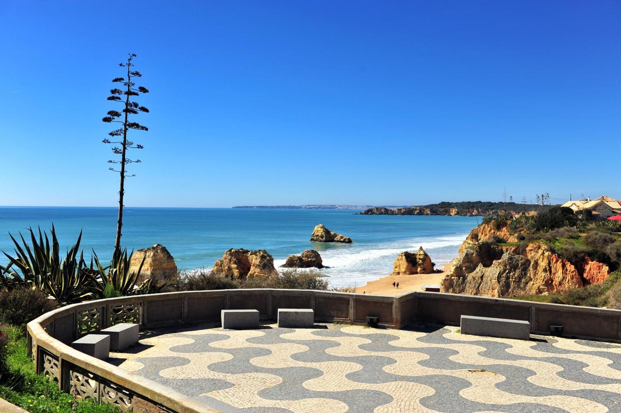 Bnb Homes Praia Da Rocha Beach Cozy Apartment 50 M Away From The Ocean Portimão Extérieur photo